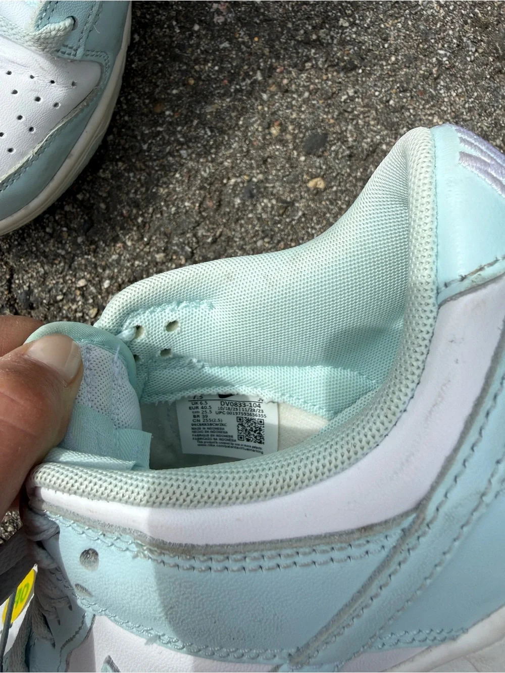 Women’s Nike dunks 7.5